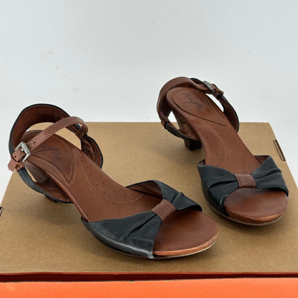 Naya Telluride Brown Black Bow Open Toe Ankle Buckle Strap Mini Low Heel 7.5 M